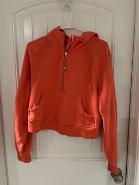 Lululemon women’s Cropped Half-Zip Hoodie in Bright Orange small